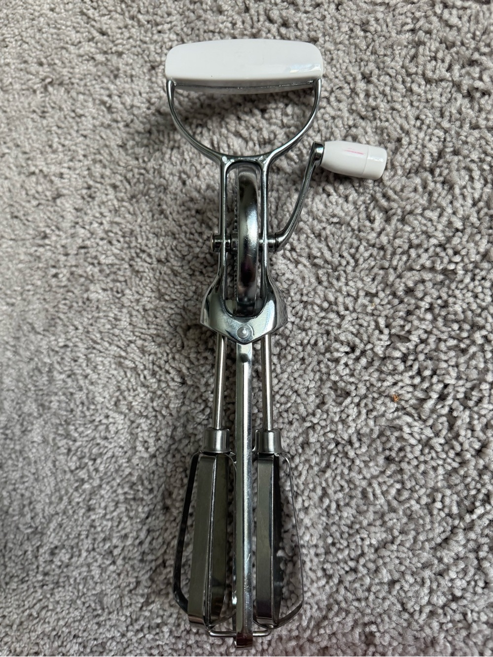 Vintage Hand Crank Egg Beater White Handle Stainless Steel Mixer Heavy Duty